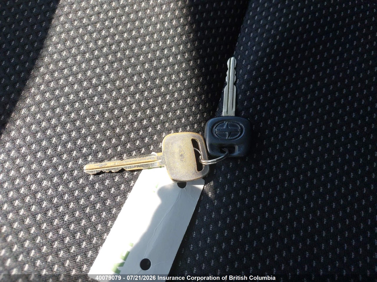 2005 SCION XB thumbnail 12