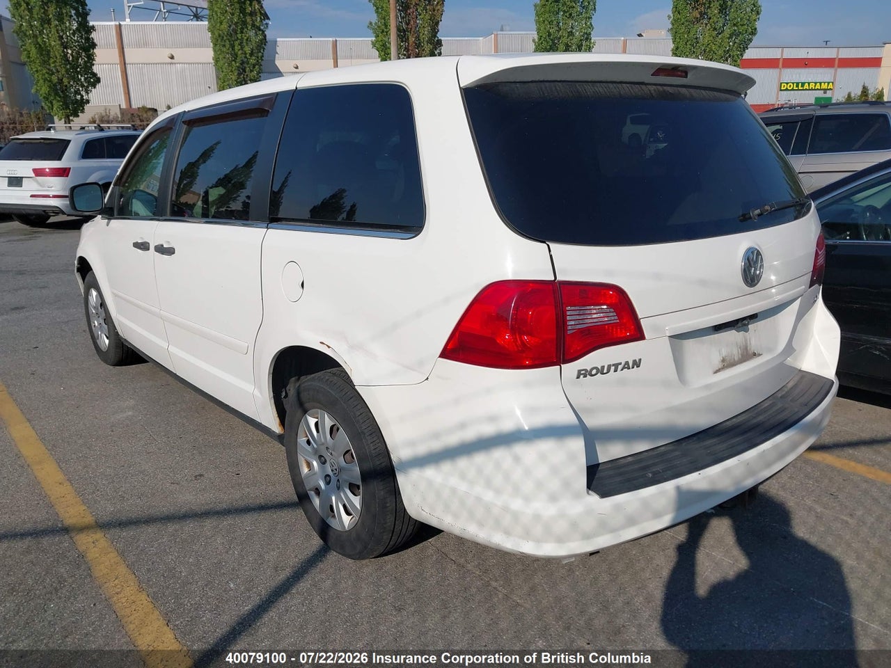 2010 VOLKSWAGEN ROUTAN S thumbnail 4
