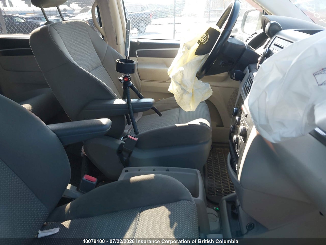 2010 VOLKSWAGEN ROUTAN S thumbnail 6