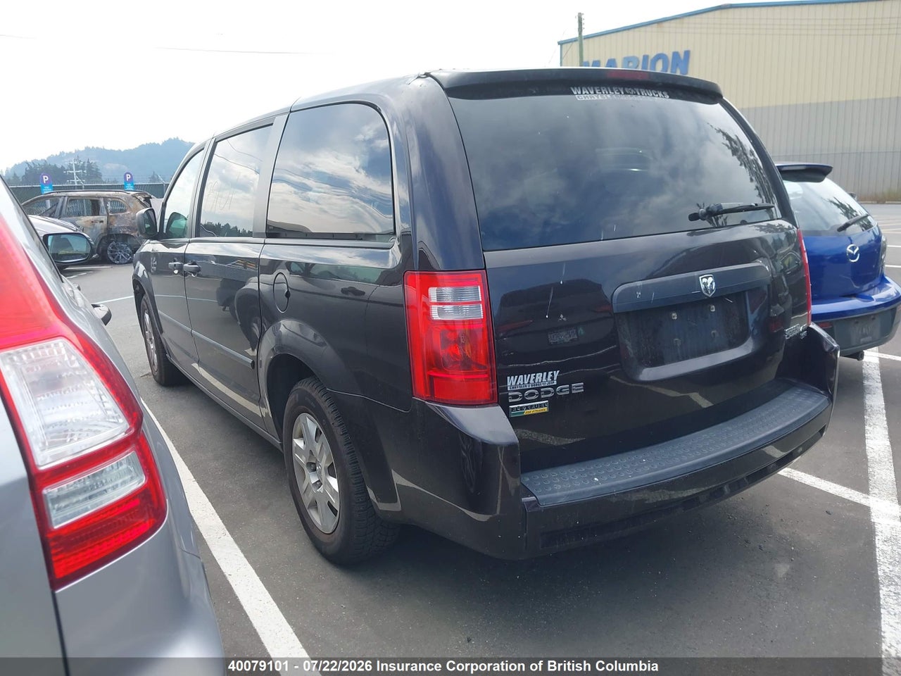 2010 DODGE GRAND CARAVAN SE thumbnail 4