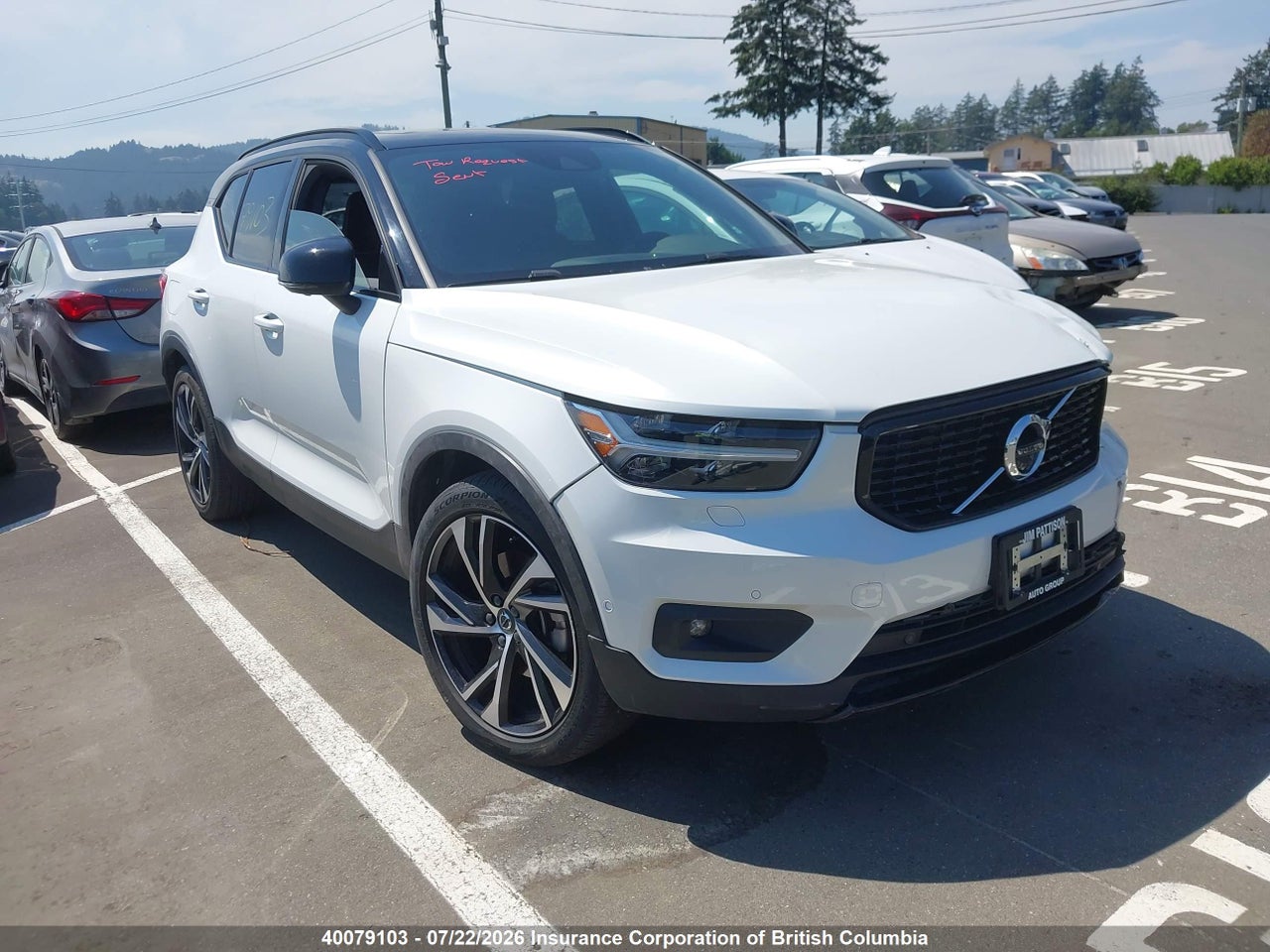 2019 VOLVO XC40 thumbnail 2