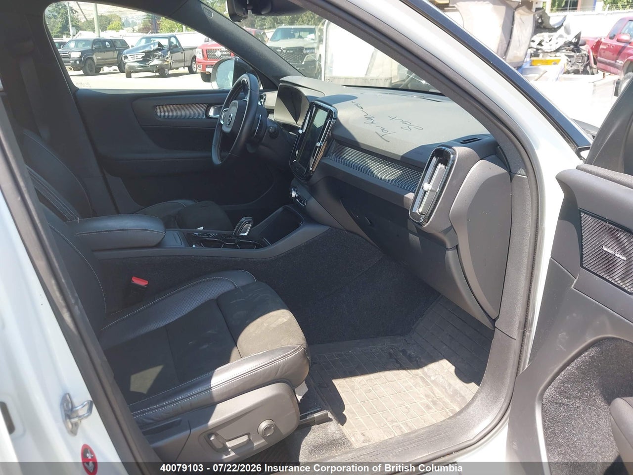 2019 VOLVO XC40 thumbnail 6