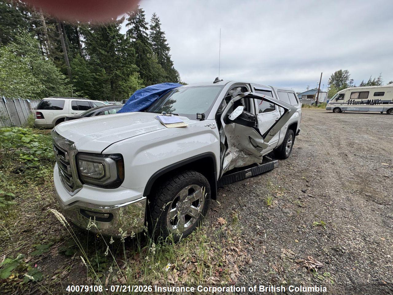 2017 GMC SIERRA K1500 SLE thumbnail 3