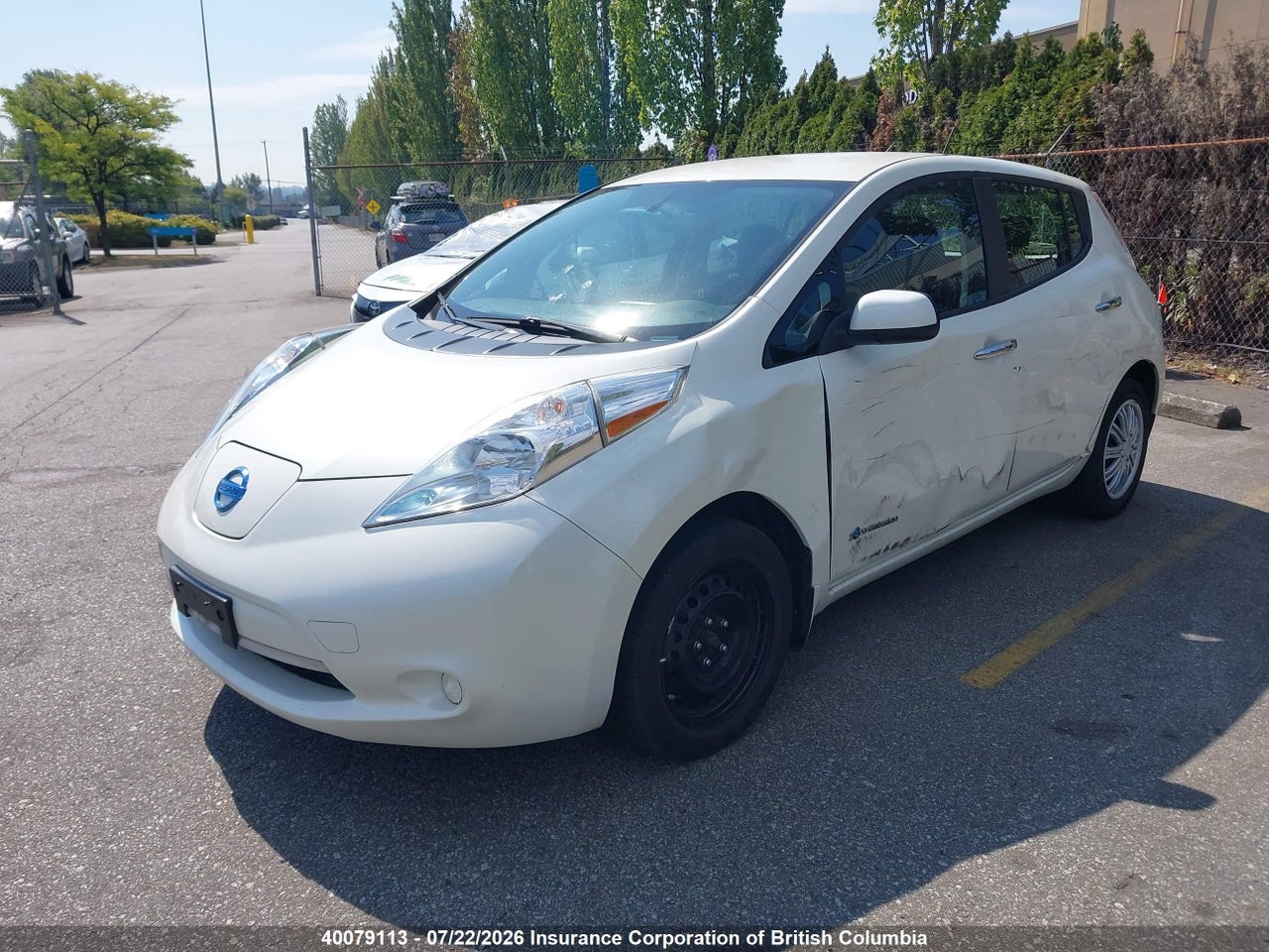 2017 NISSAN LEAF thumbnail 3