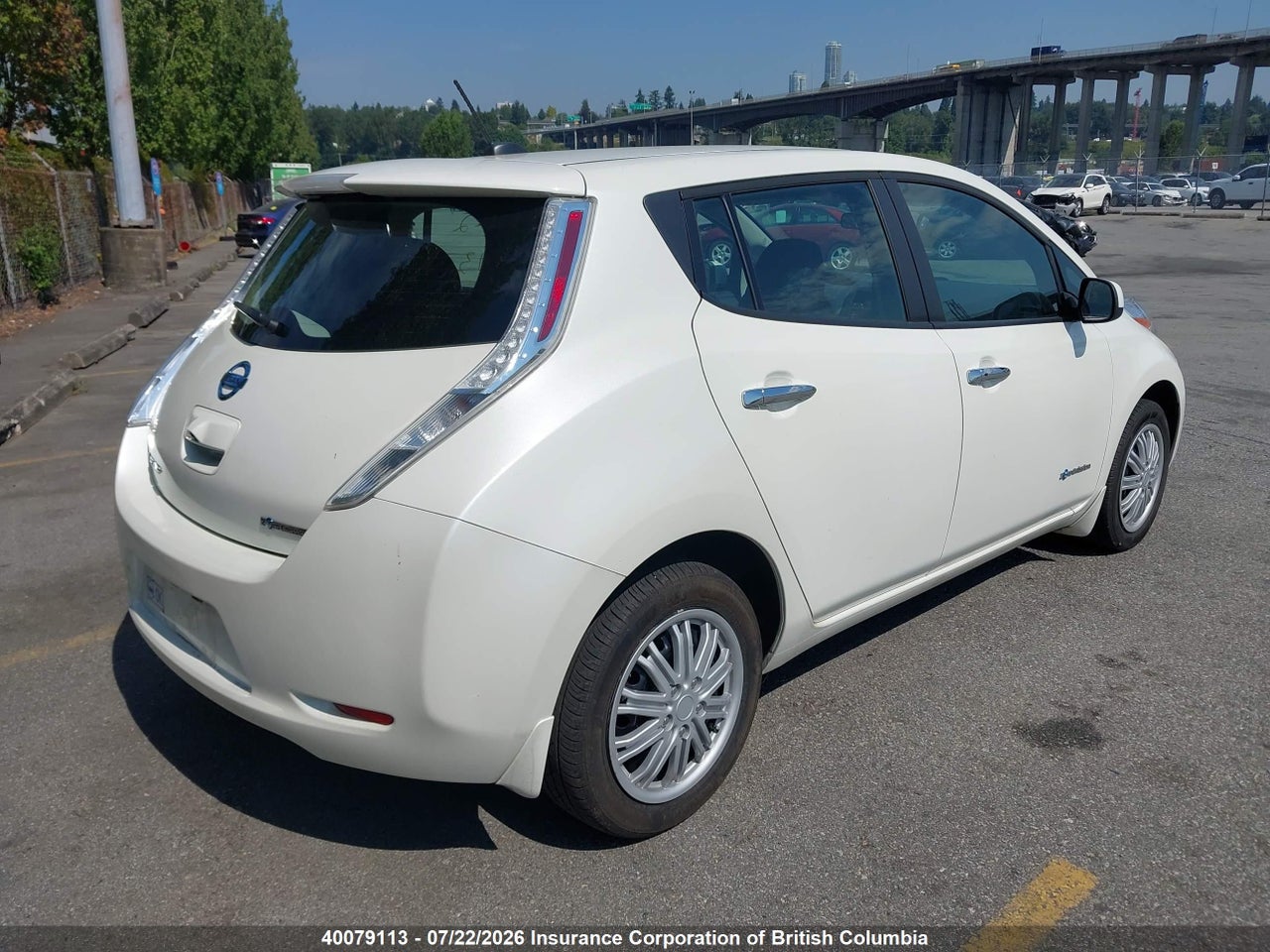 2017 NISSAN LEAF thumbnail 5