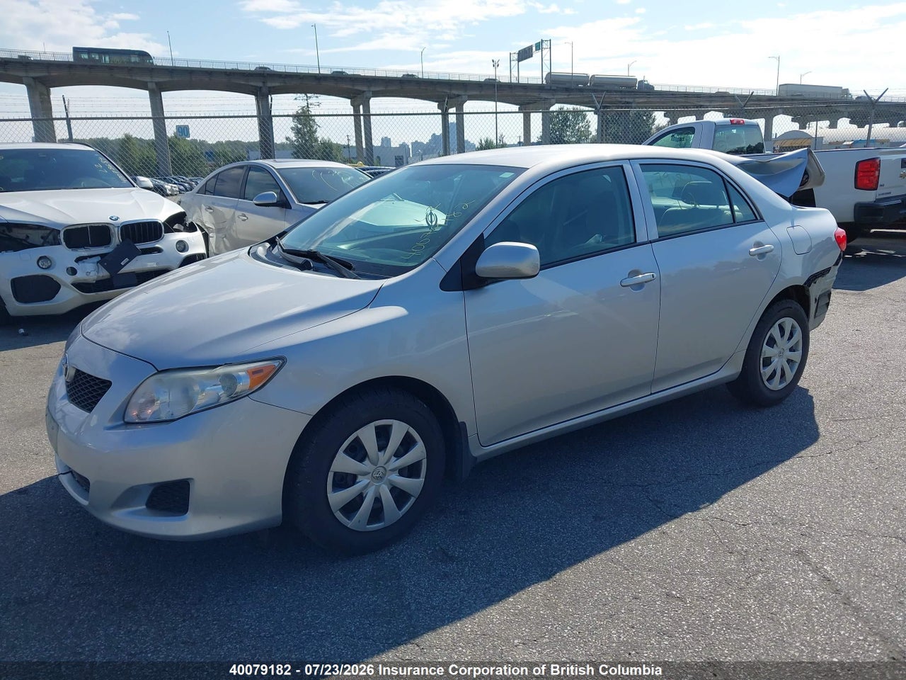 2010 TOYOTA COROLLA CE thumbnail 3