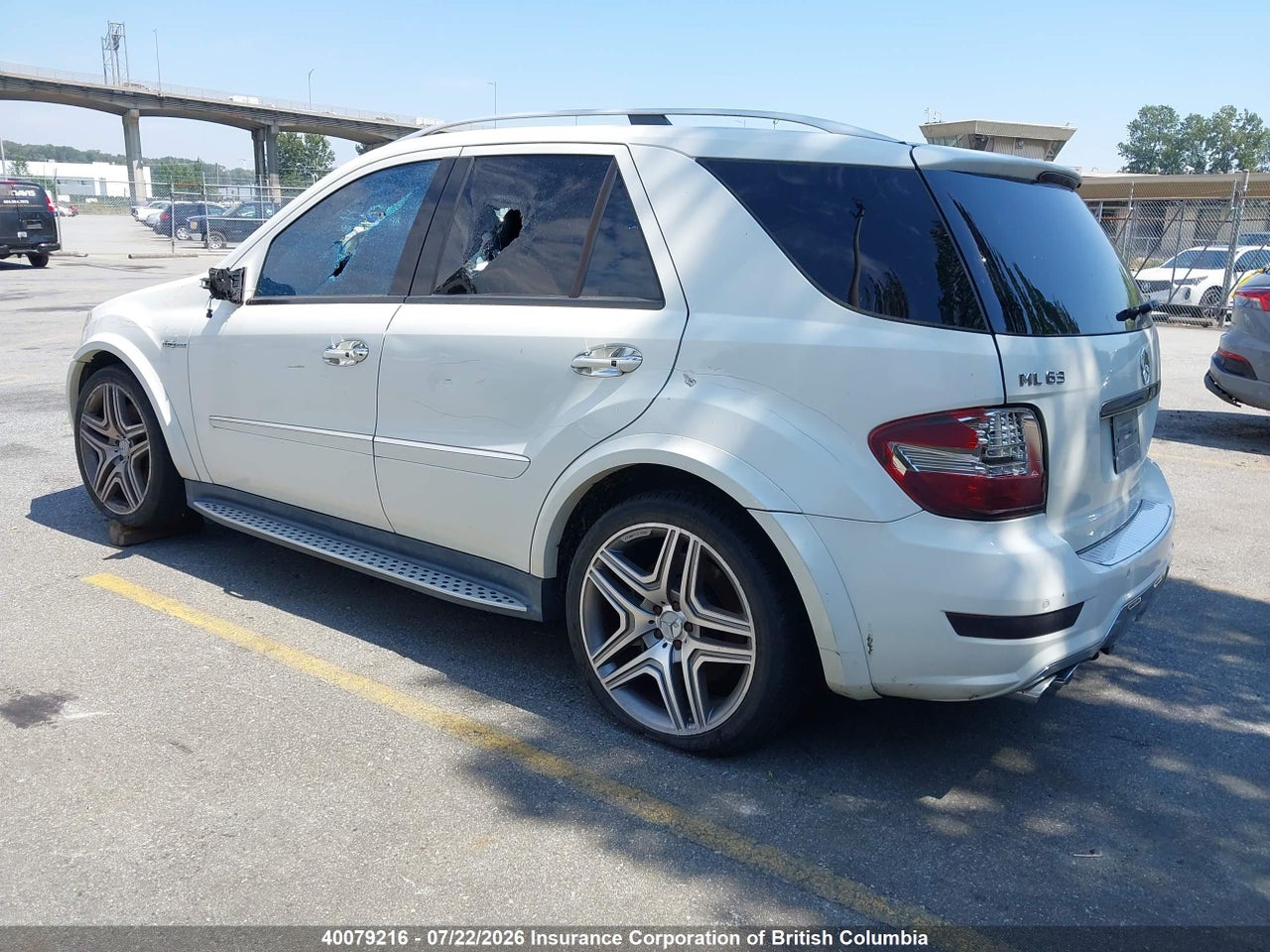 2009 MERCEDES BENZ ML 63 AMG 4MATIC thumbnail 4