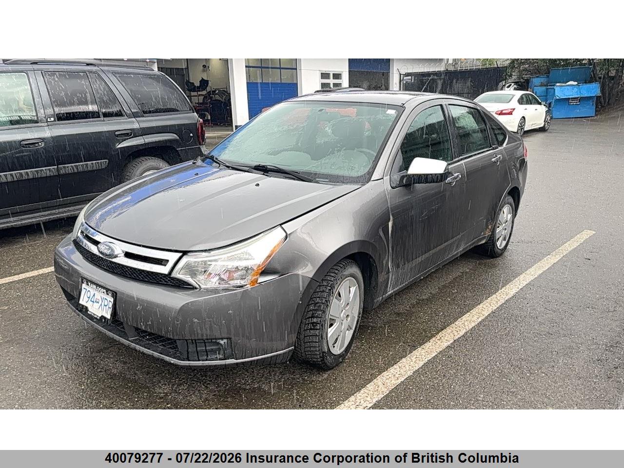 2010 FORD FOCUS thumbnail 3