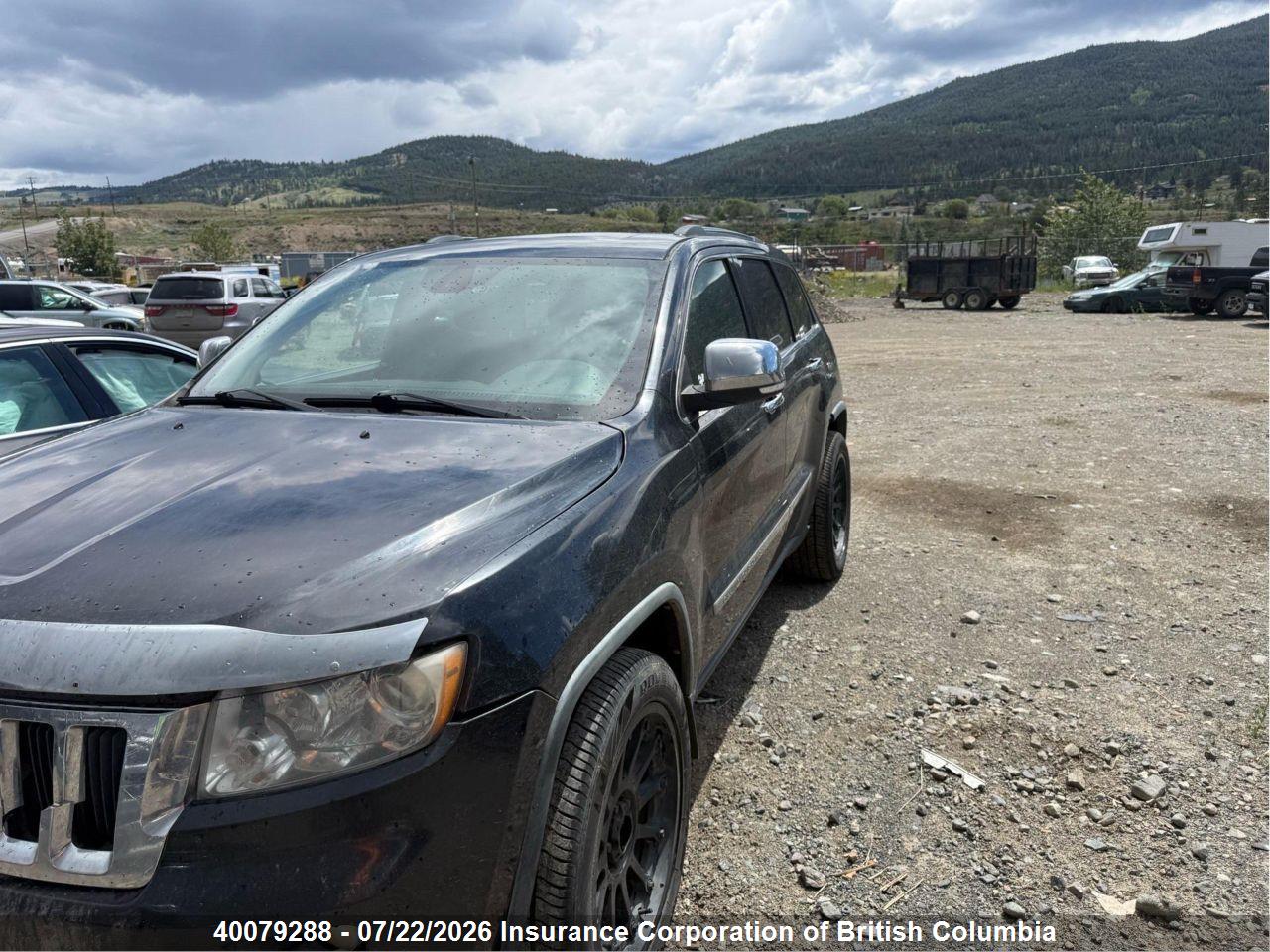 2011 JEEP GRAND CHEROKEE LIMITED thumbnail 3
