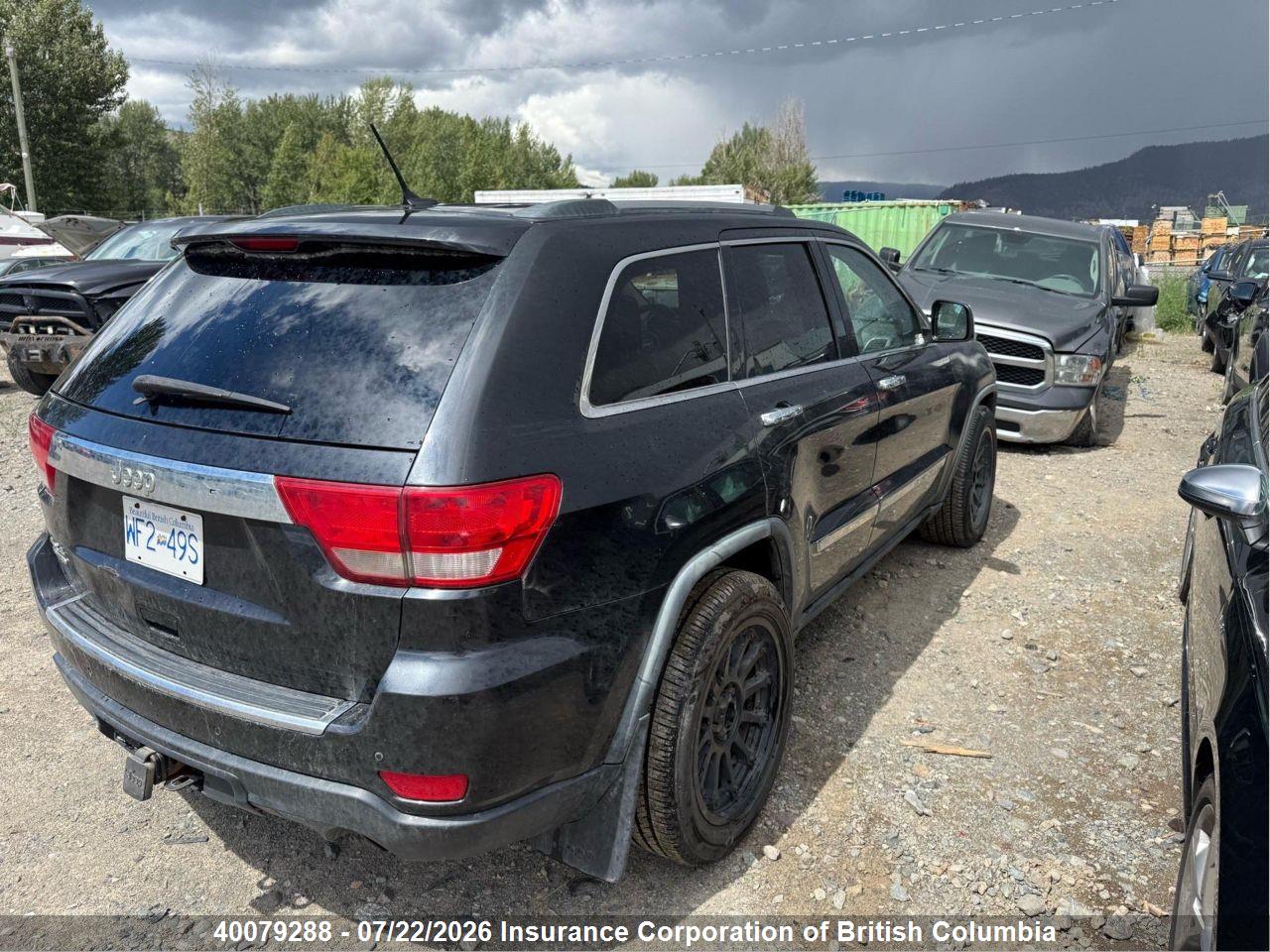 2011 JEEP GRAND CHEROKEE LIMITED thumbnail 4