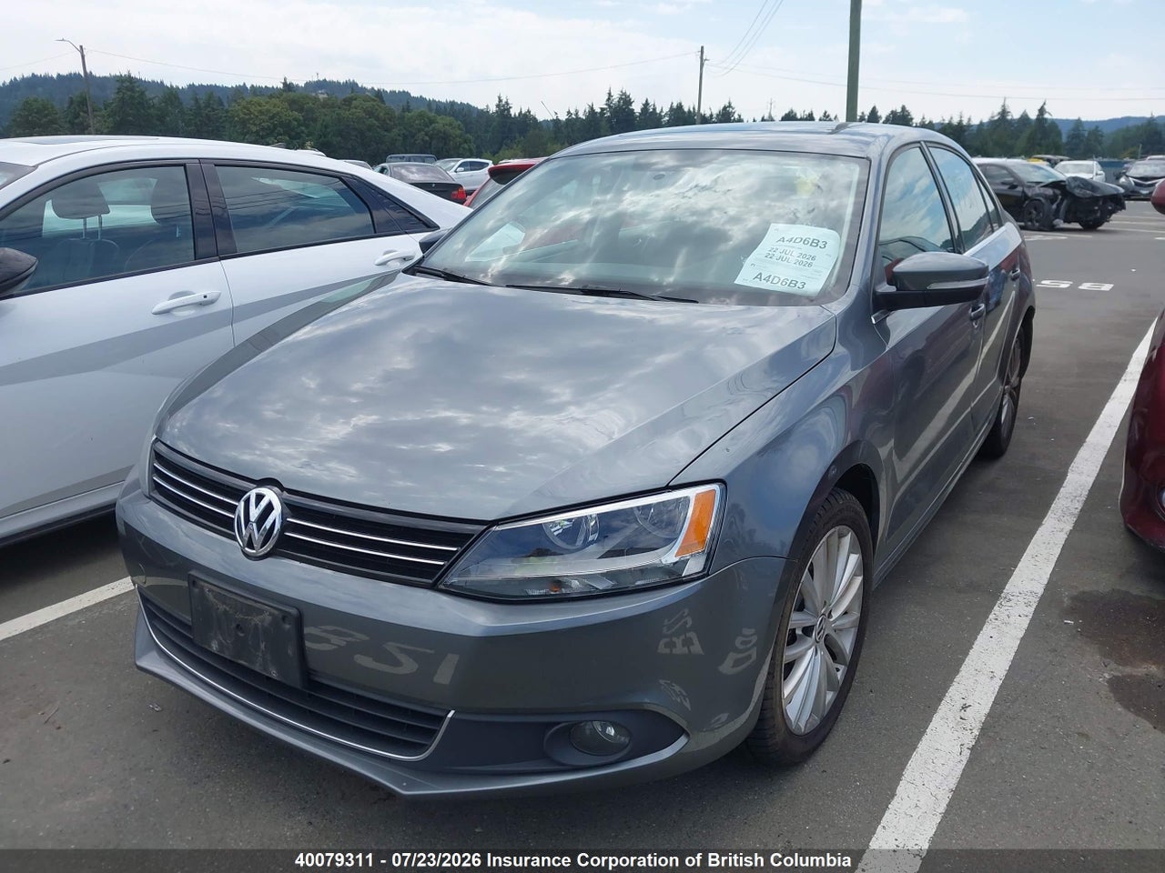 2012 VOLKSWAGEN JETTA thumbnail 3