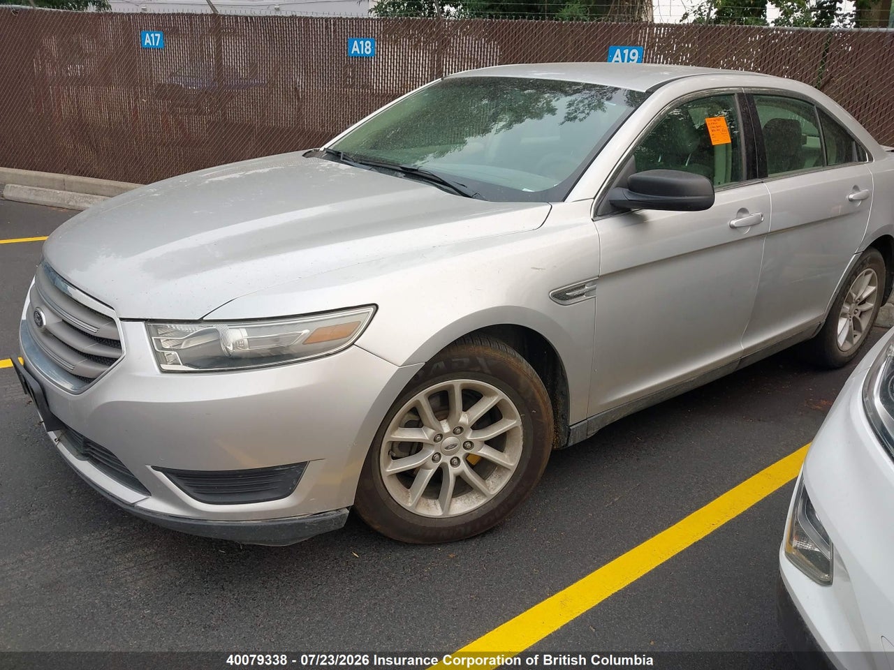 2014 FORD TAURUS SE thumbnail 3