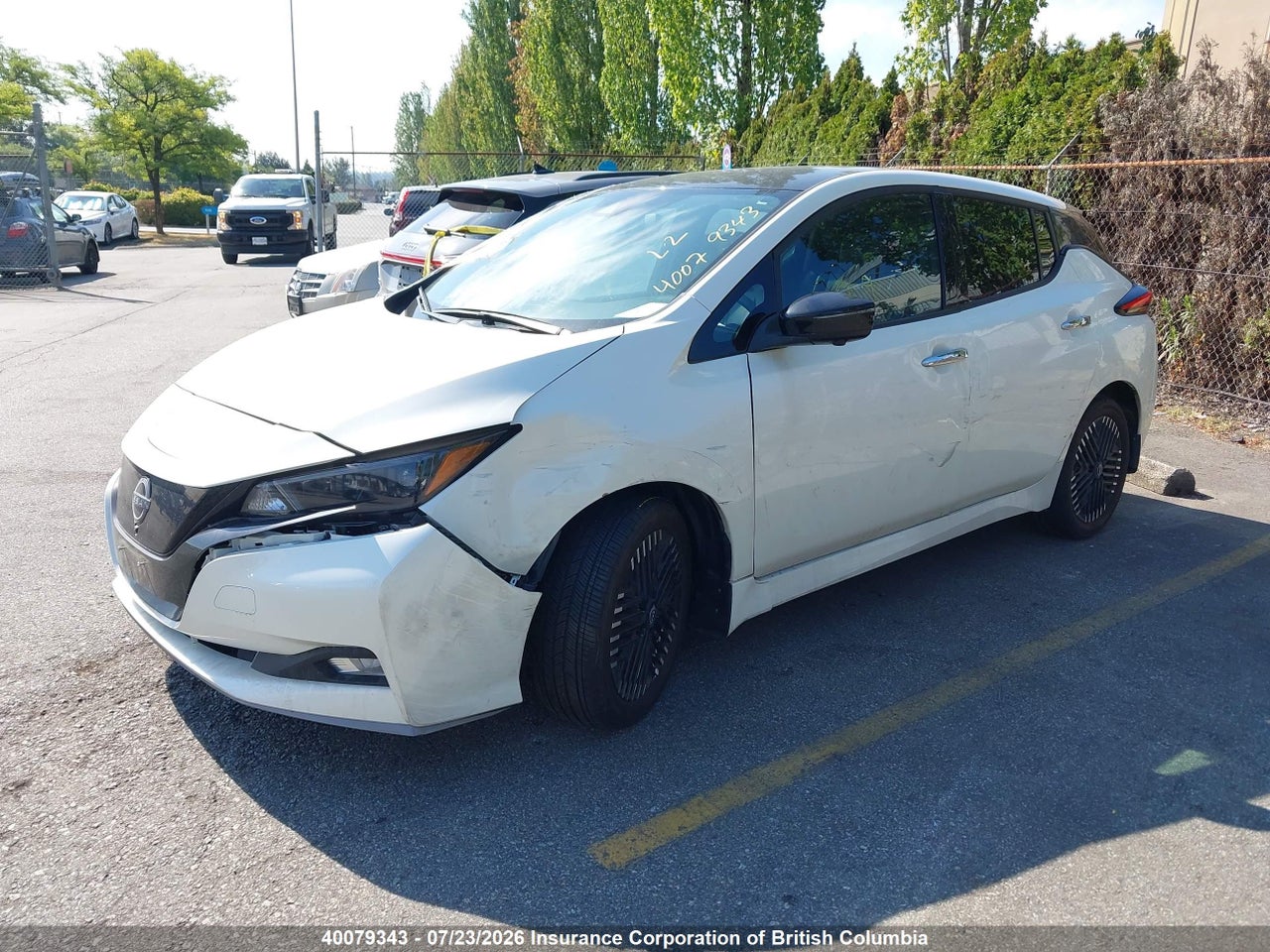 2023 NISSAN LEAF thumbnail 3