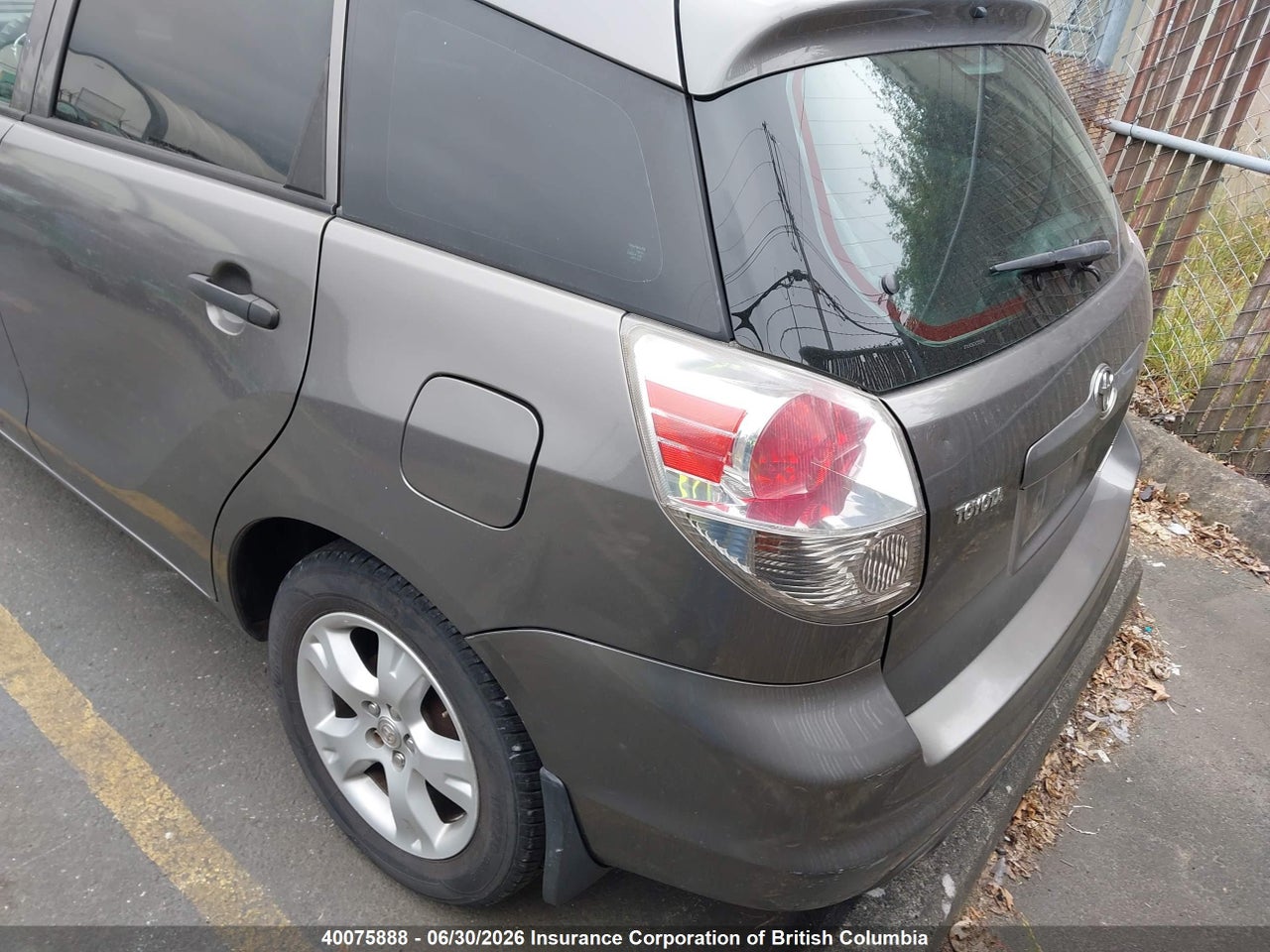2006 TOYOTA COROLLA MATRIX XR thumbnail 4