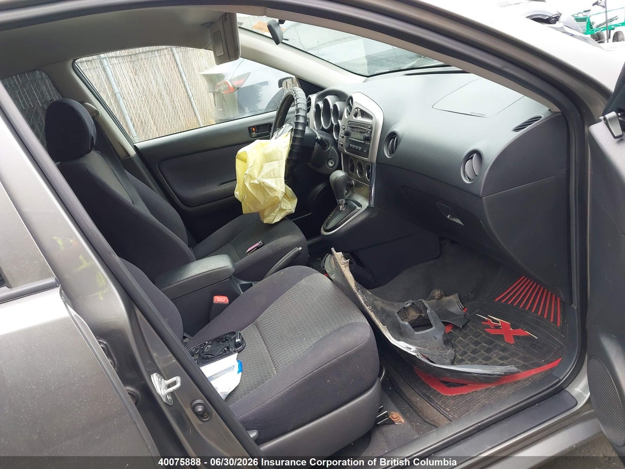 2006 TOYOTA COROLLA MATRIX XR thumbnail 6