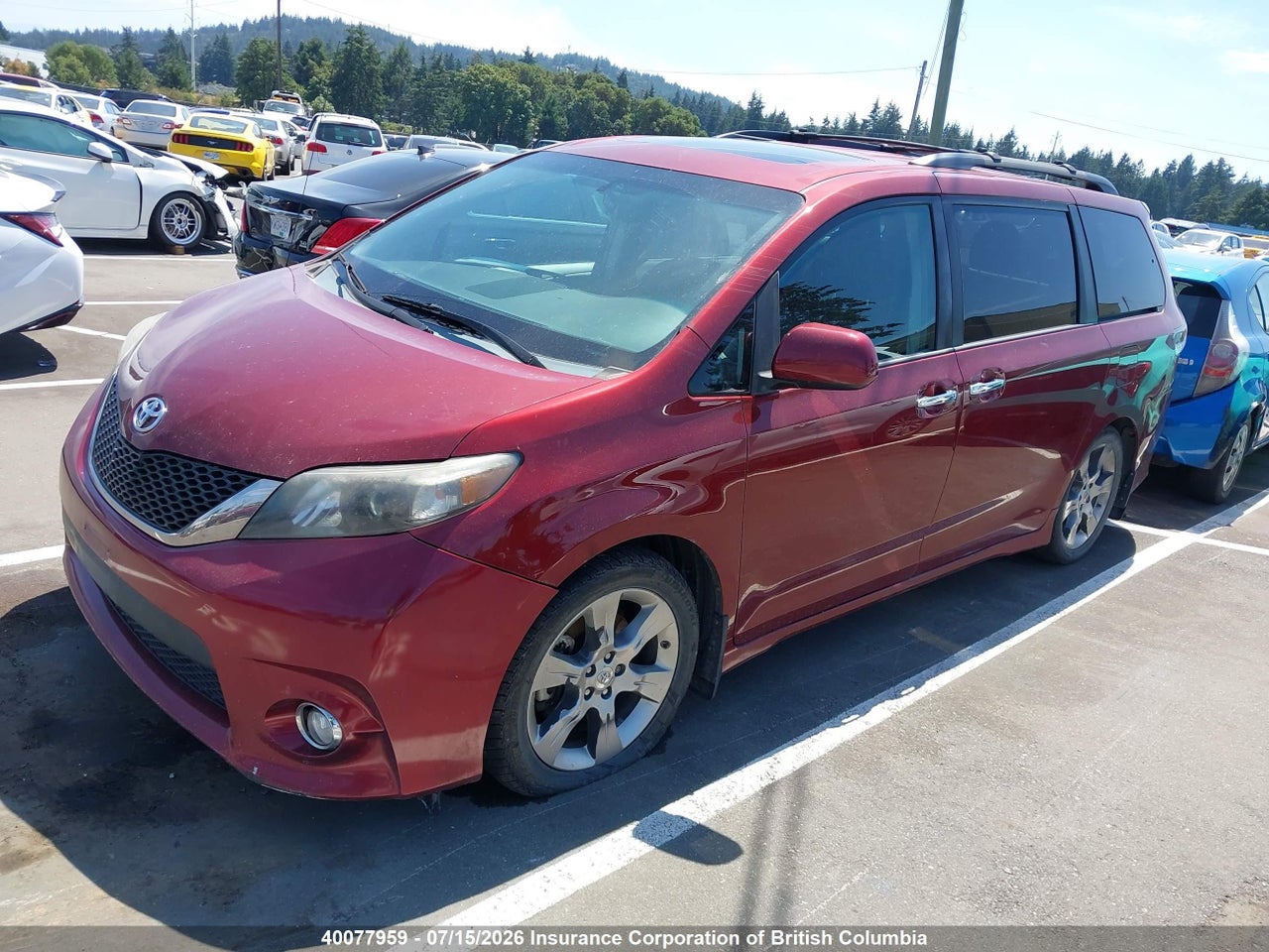 2013 TOYOTA SIENNA SPORT thumbnail 3