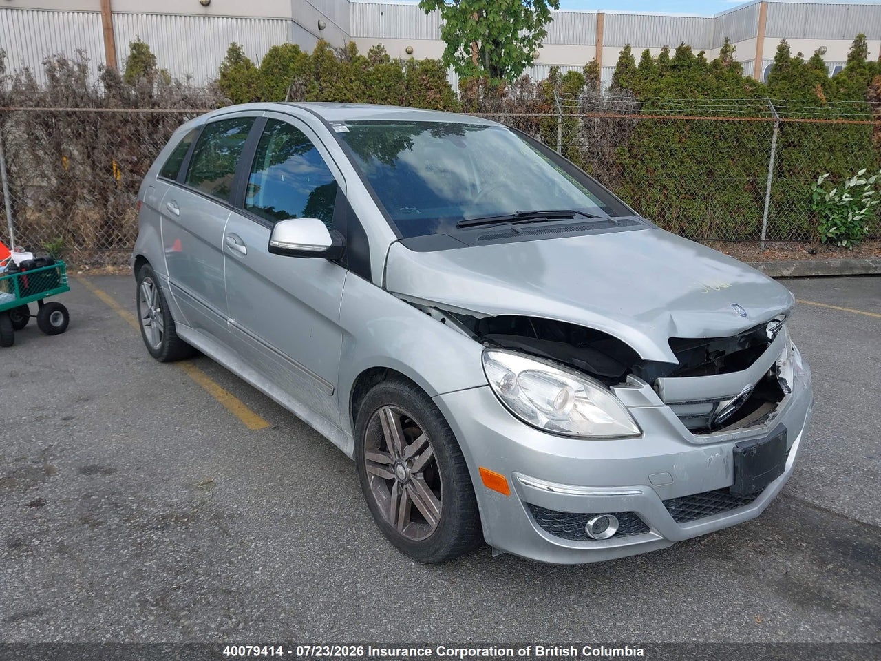 2011 MERCEDES BENZ B200 T thumbnail 2