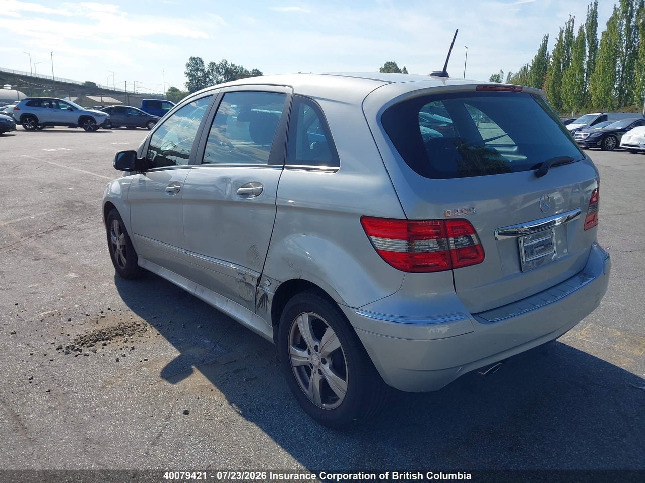 2010 MERCEDES BENZ B200 thumbnail 4