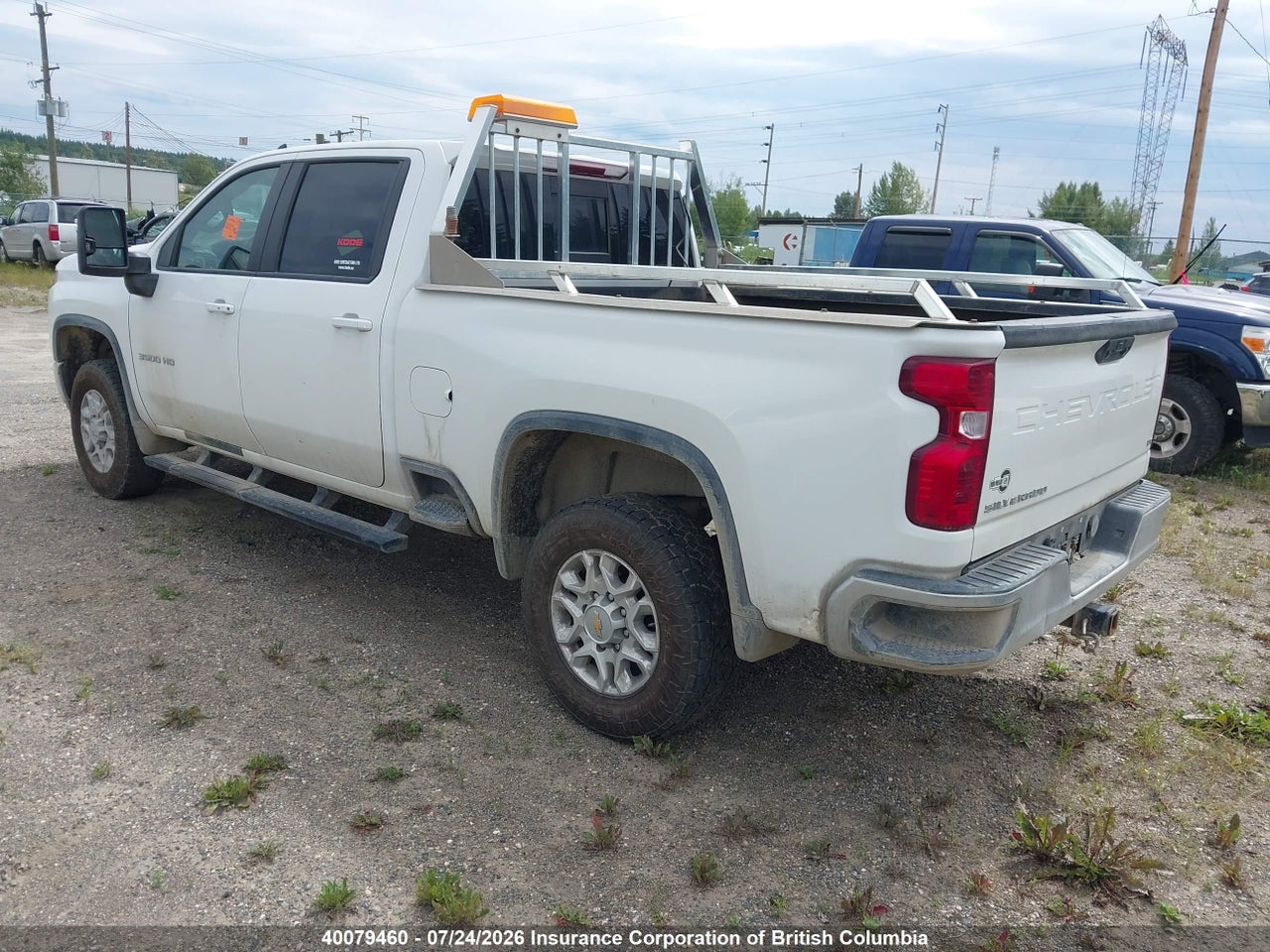 2022 CHEVROLET SILVERADO 3500HD LT thumbnail 4