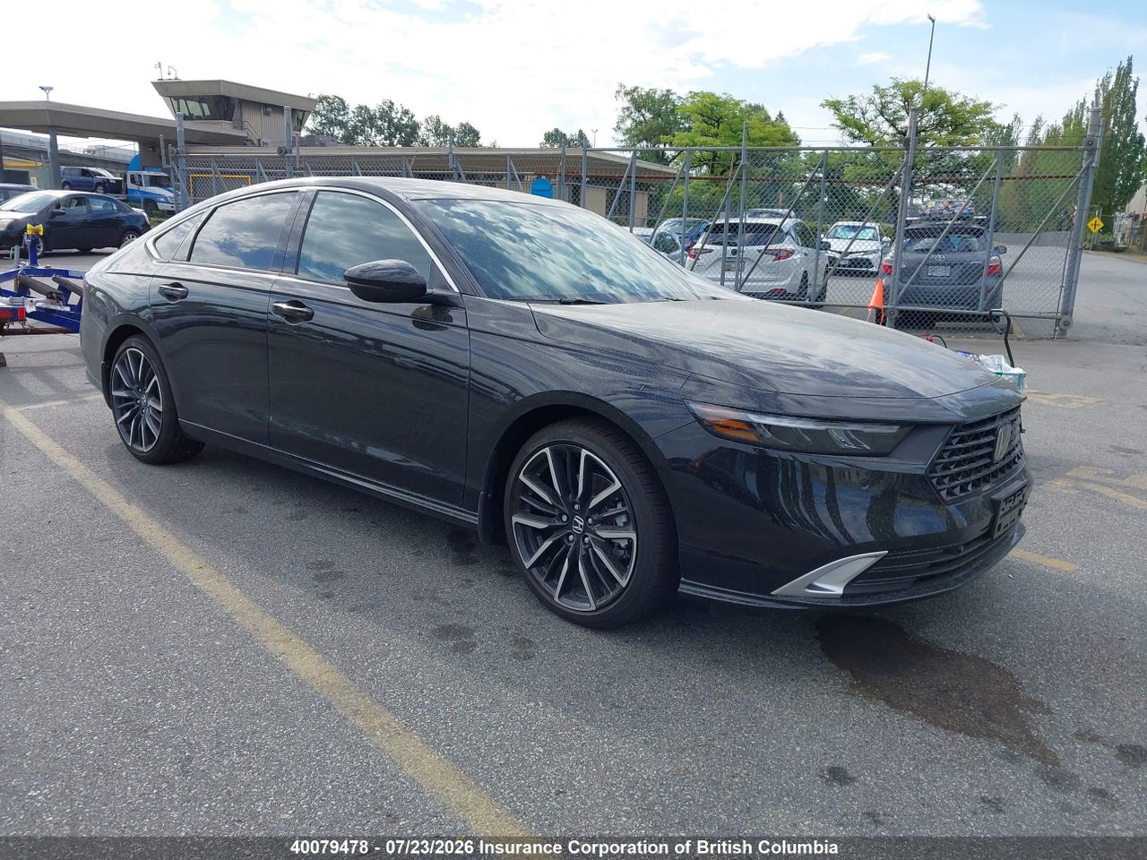 2026 HONDA ACCORD TOURING HYBRID thumbnail 2