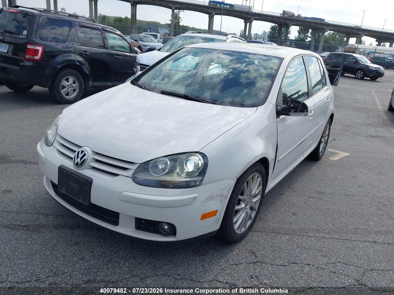 2009 VOLKSWAGEN RABBIT thumbnail 3