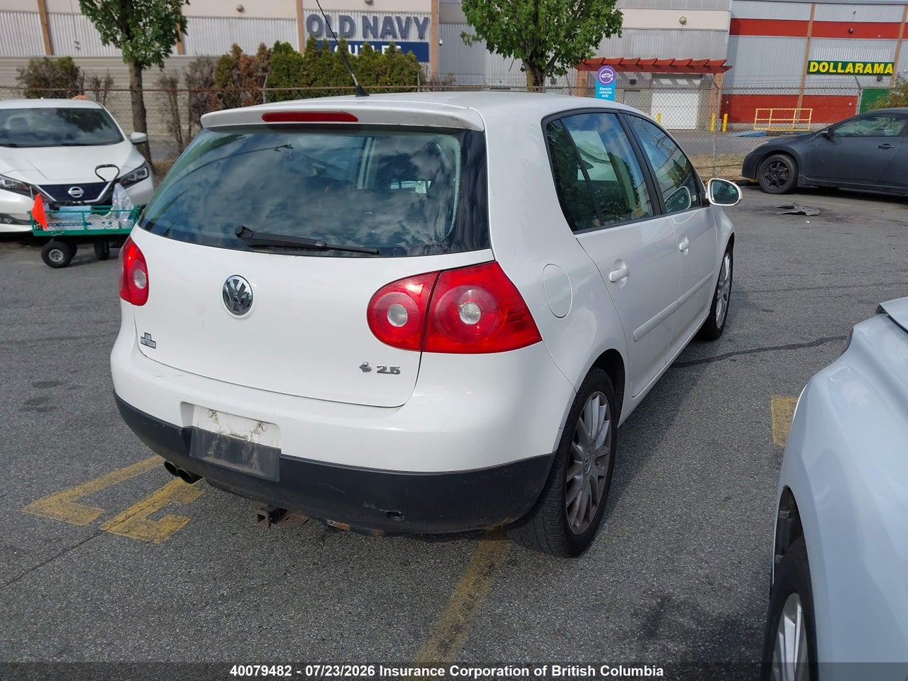 2009 VOLKSWAGEN RABBIT thumbnail 5