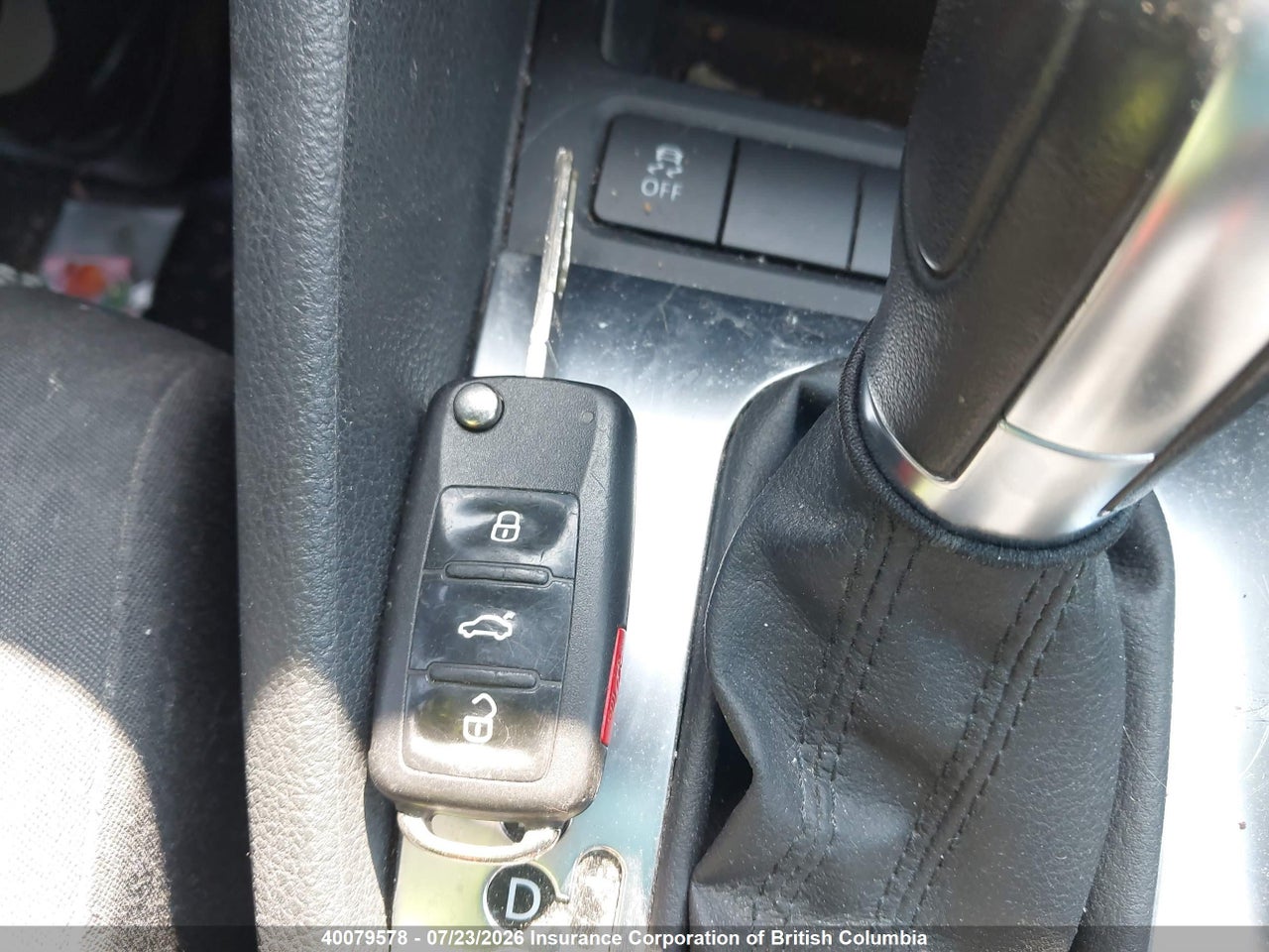 2011 VOLKSWAGEN GOLF thumbnail 12