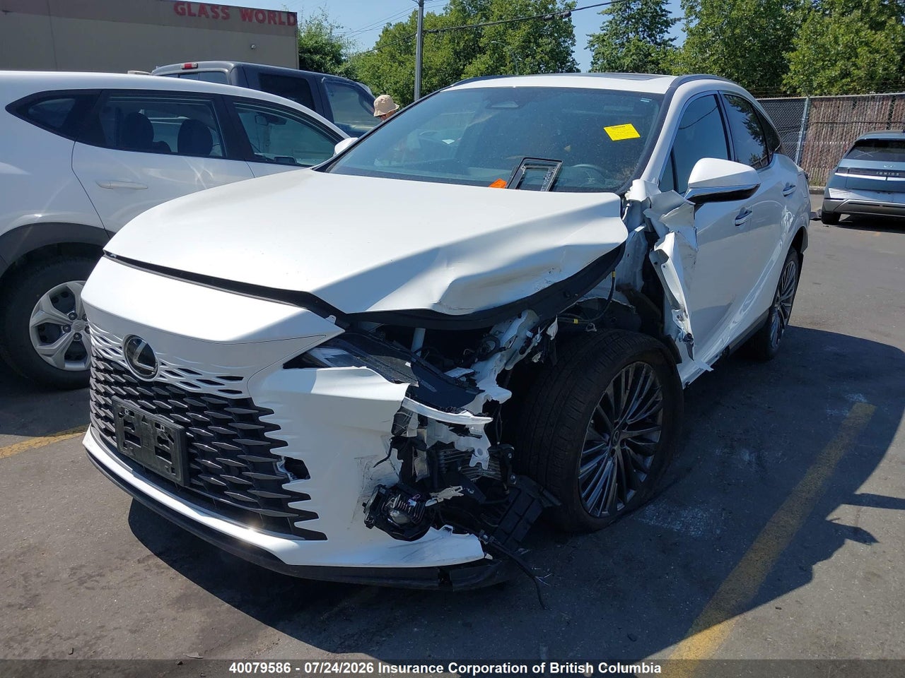 2026 LEXUS RX 450H+ thumbnail 3