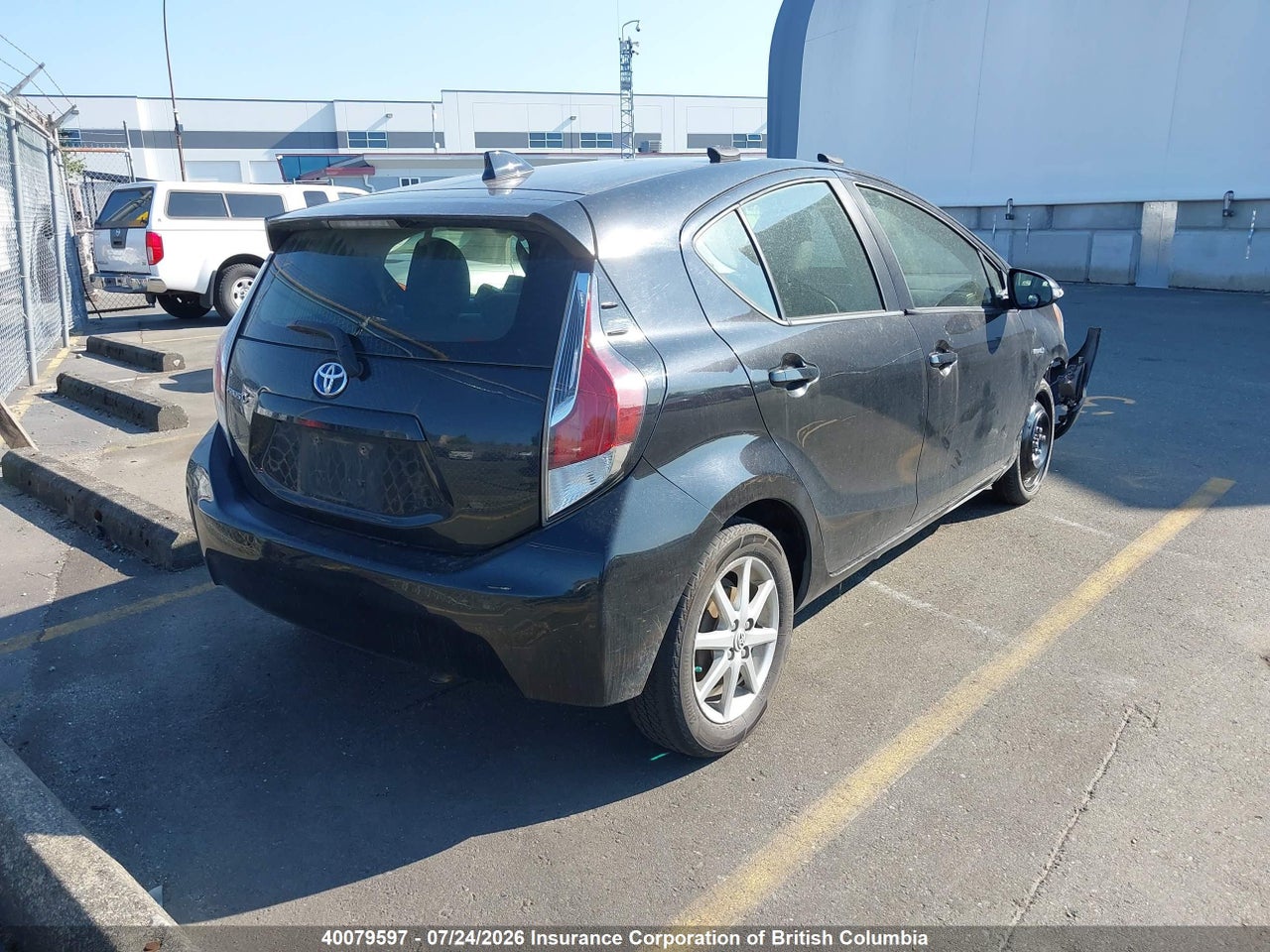 2015 TOYOTA PRIUS thumbnail 5