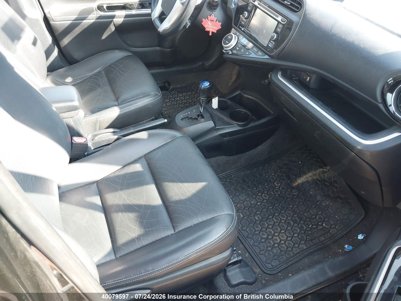 2015 TOYOTA PRIUS thumbnail 6