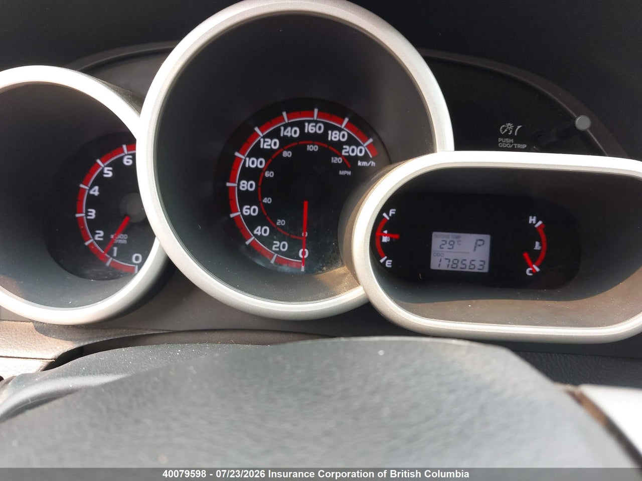 2013 TOYOTA MATRIX thumbnail 8
