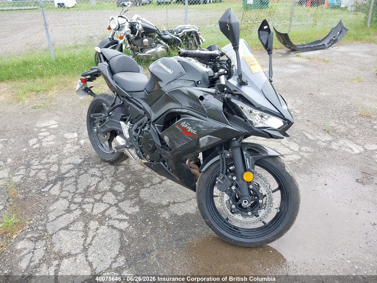 2026 KAWASAKI EX650 P thumbnail 2