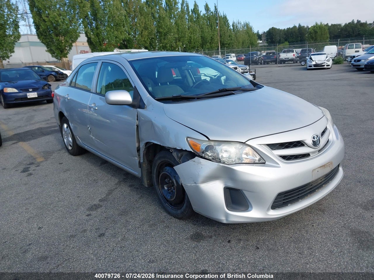 2013 TOYOTA COROLLA S/LE thumbnail 2