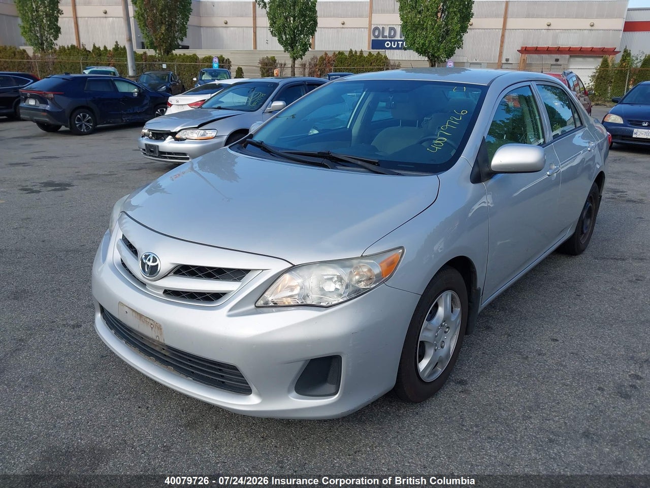 2013 TOYOTA COROLLA S/LE thumbnail 3