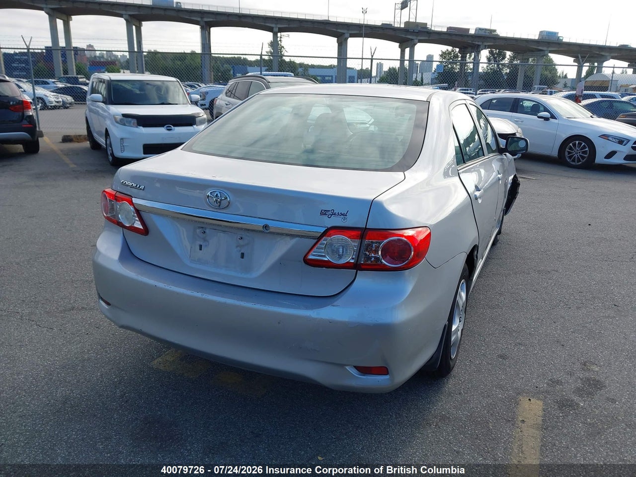2013 TOYOTA COROLLA S/LE thumbnail 5