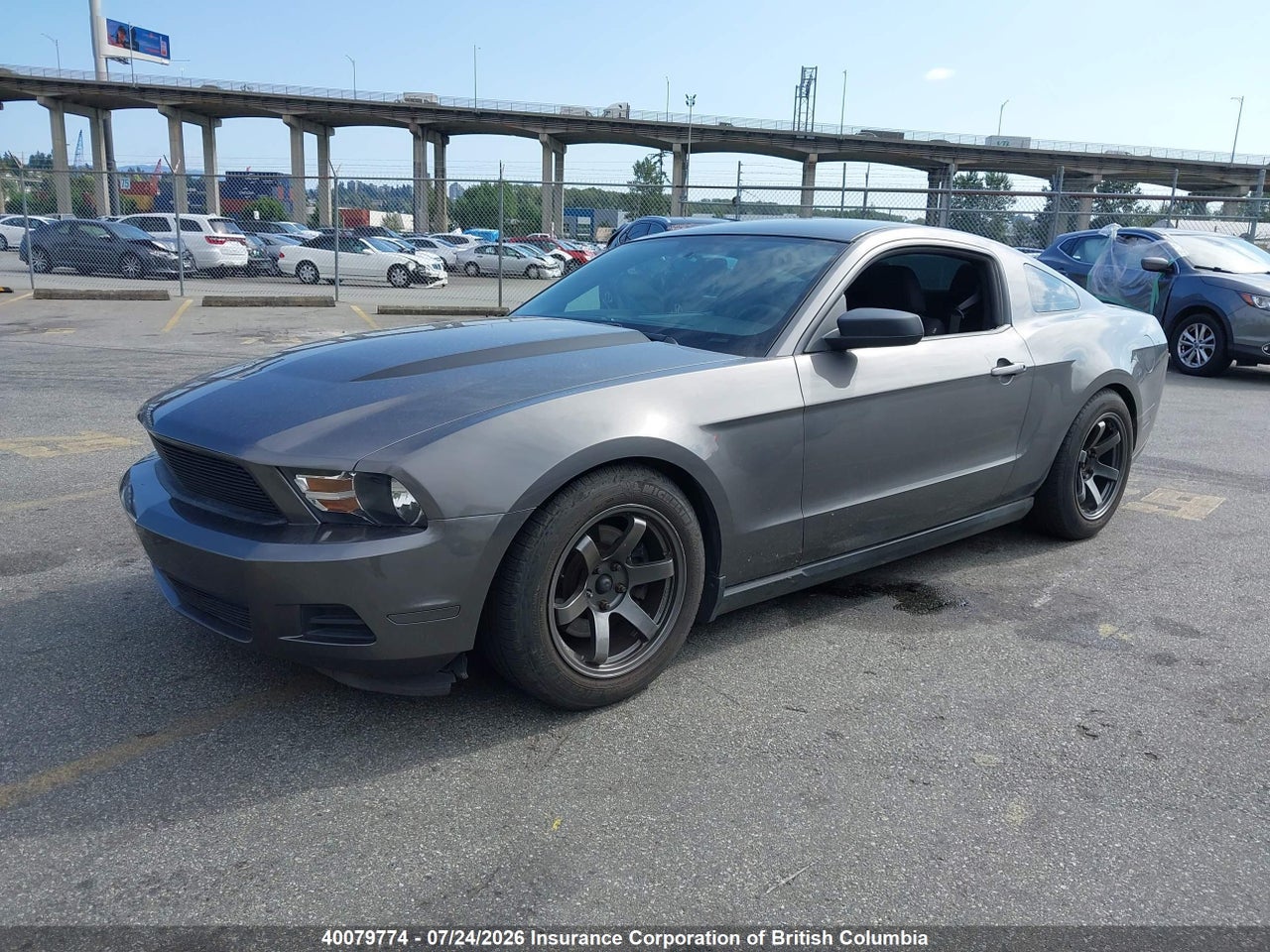 2011 FORD MUSTANG VALUE LEADER thumbnail 3