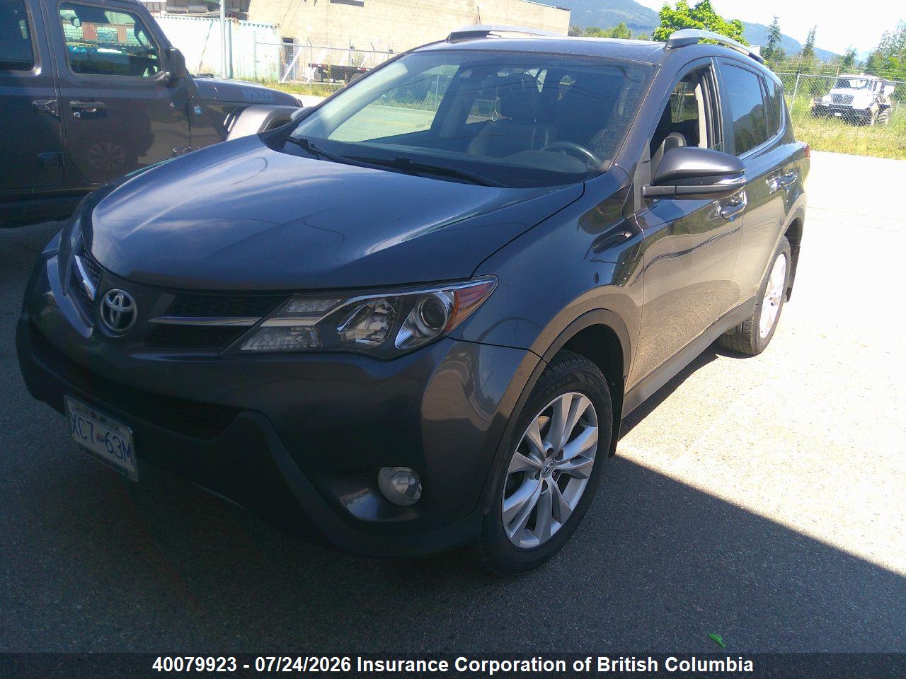 2014 TOYOTA RAV4 thumbnail 3