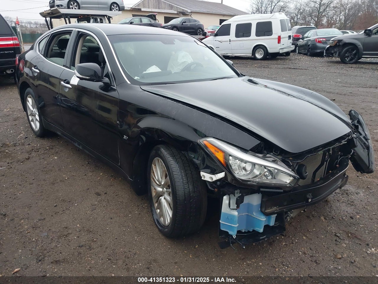 2016 INFINITI Q70 3.7X