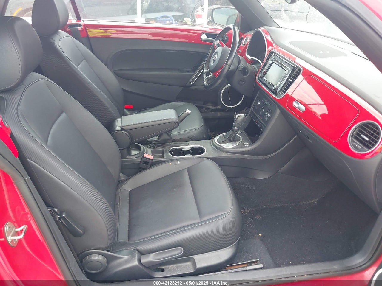 2015 VOLKSWAGEN BEETLE 1.8T thumbnail 6
