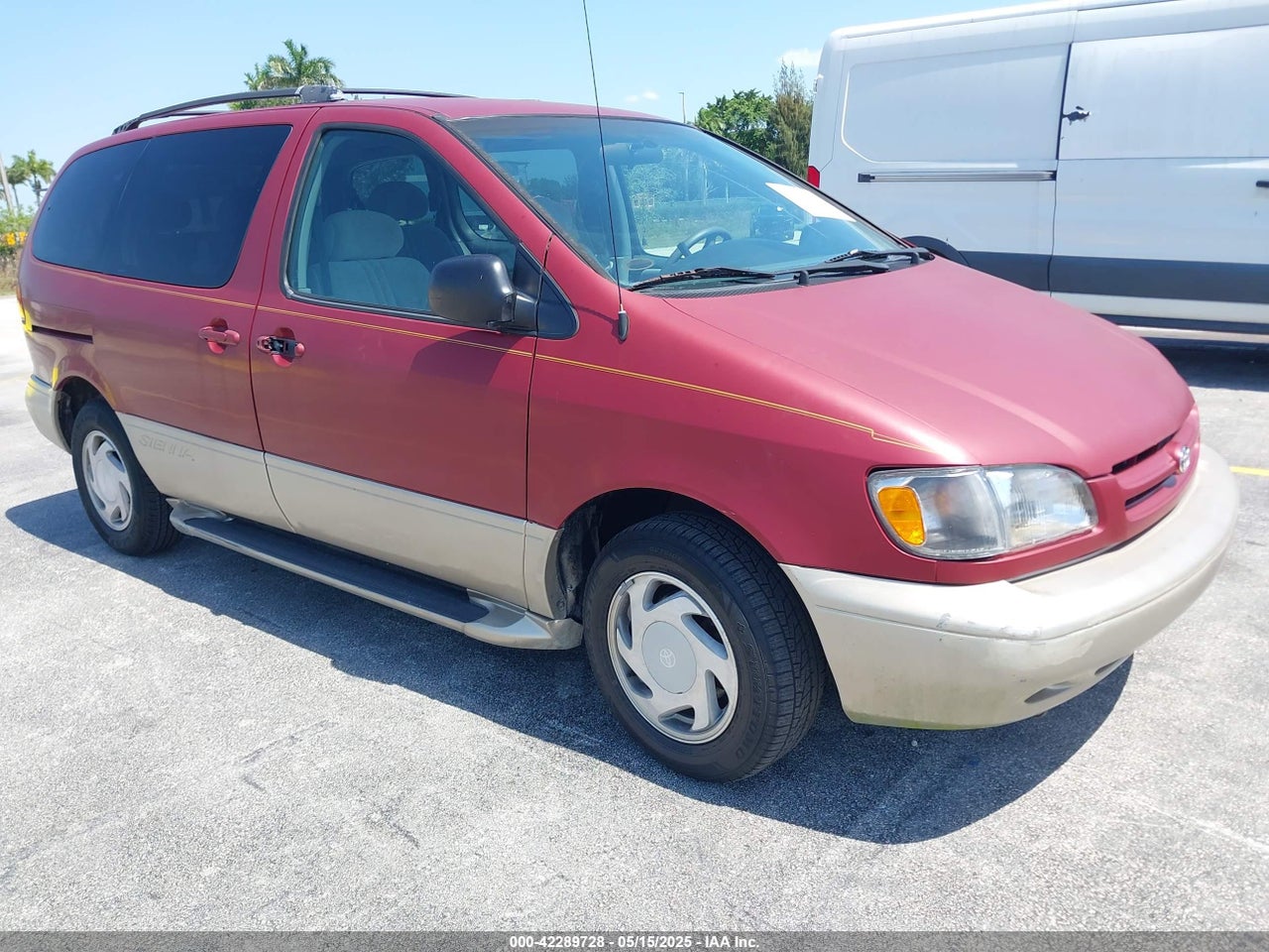 2000 Toyota Sienna