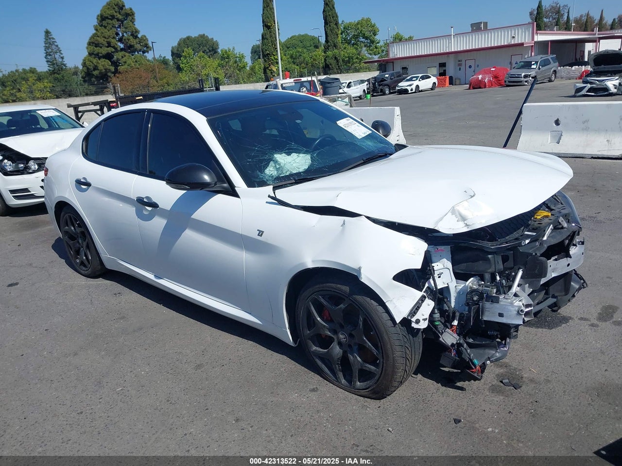 2022 ALFA ROMEO GIULIA TI RWD