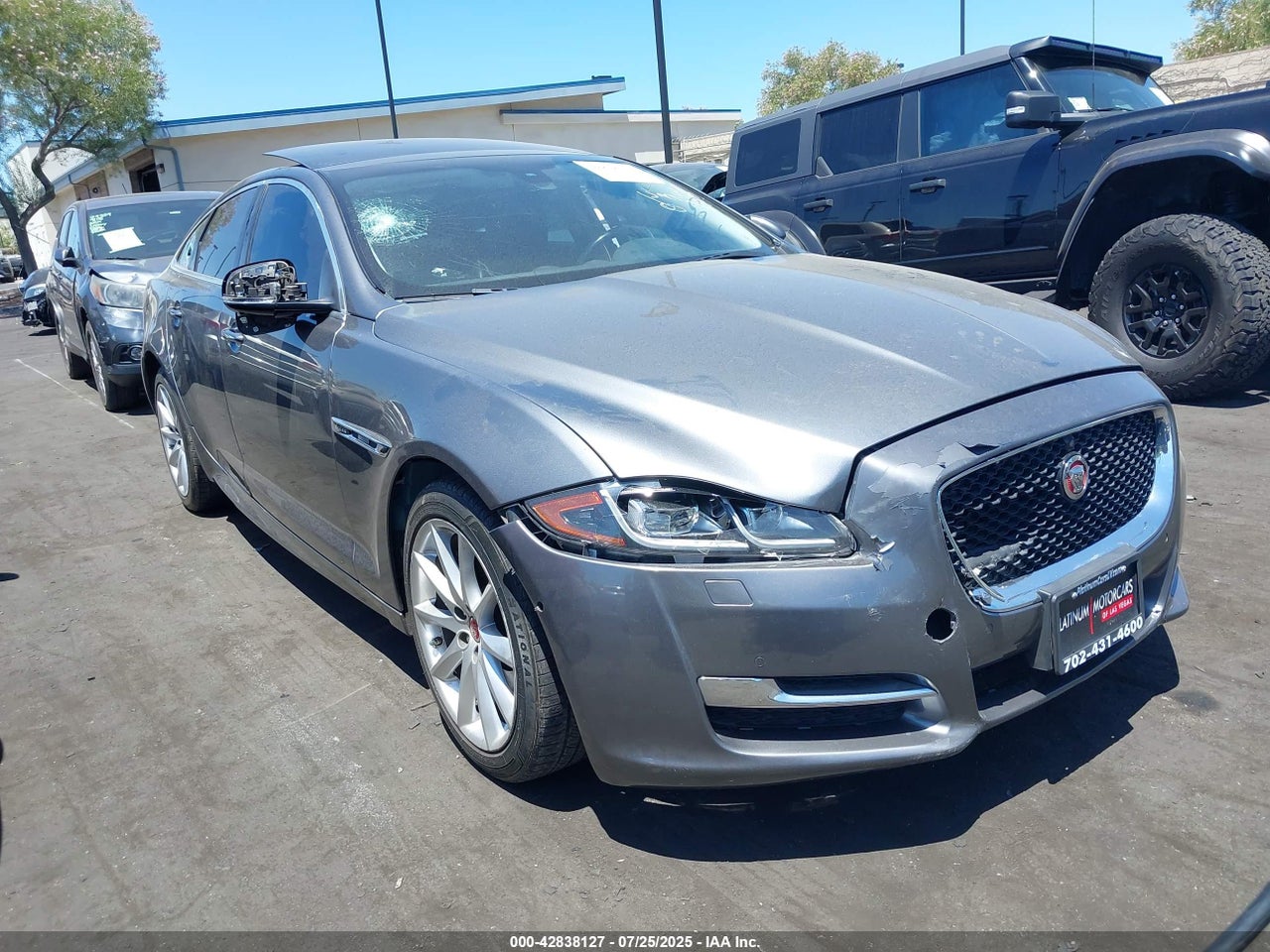 2016 Jaguar XJ