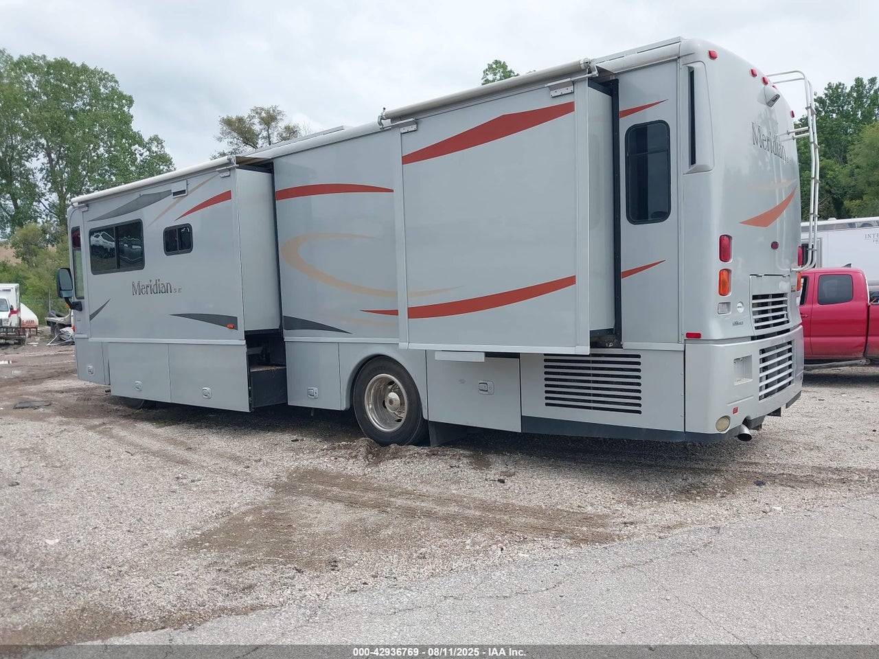 2007 FREIGHTLINER CHASSIS X LINE MOTOR HOME thumbnail 4