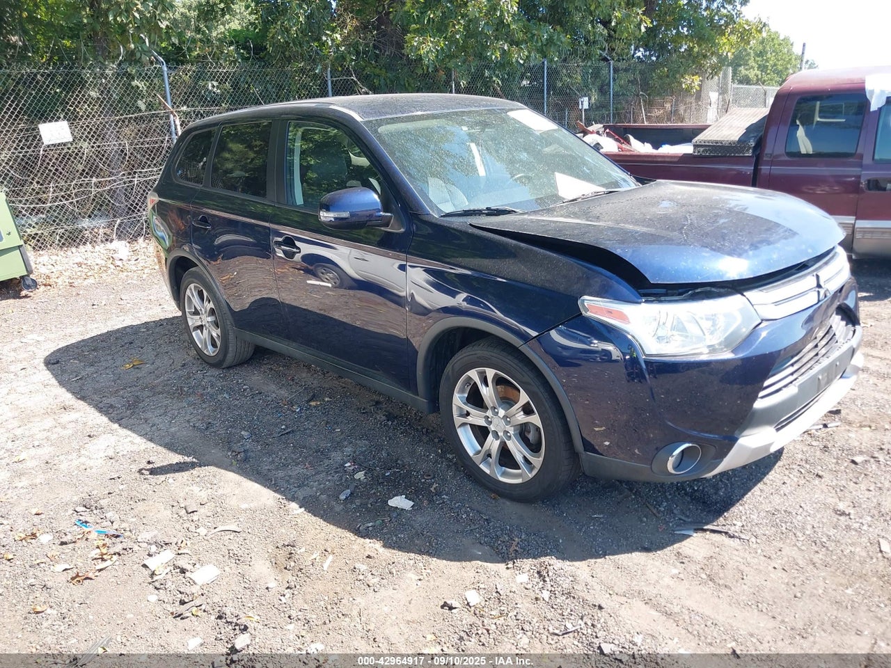 2015 MITSUBISHI OUTLANDER SE