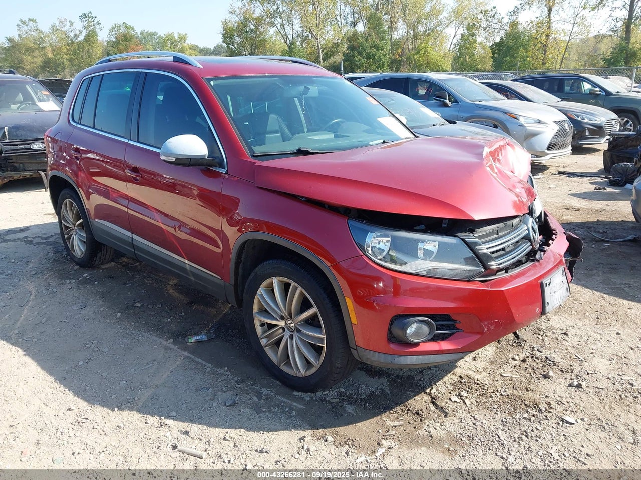 2014 VOLKSWAGEN TIGUAN SEL thumbnail 2