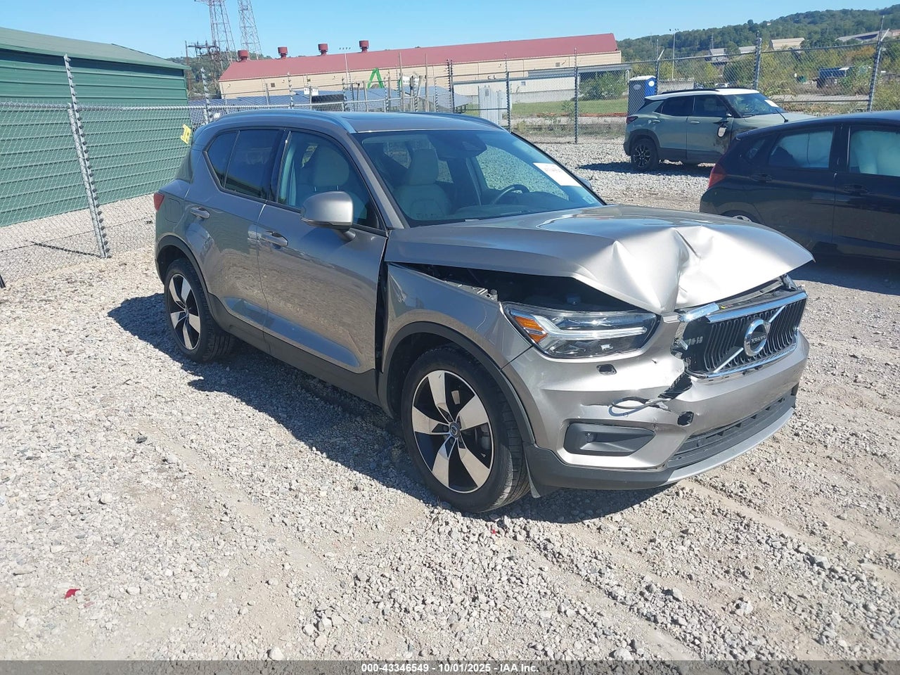 2022 Volvo XC40