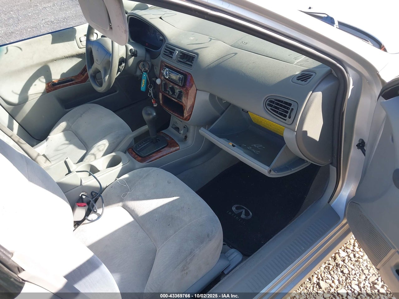 2001 MITSUBISHI GALANT ES · 5/12