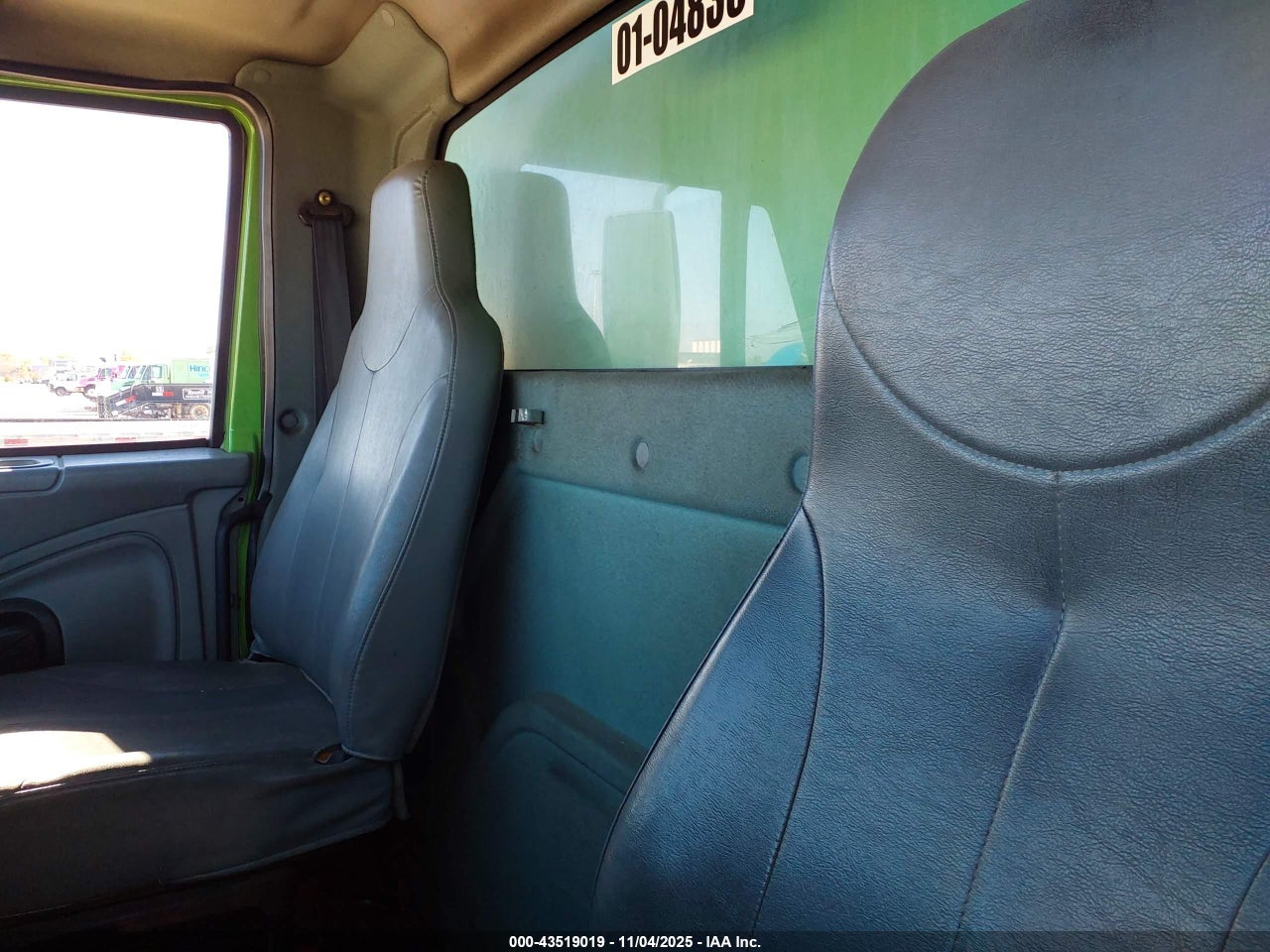 2004 INTERNATIONAL 4000 4300 thumbnail 8