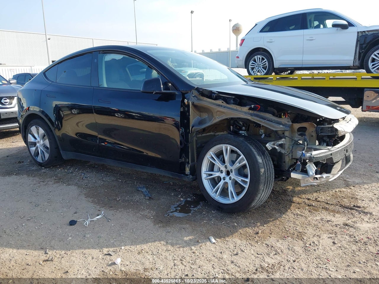 2024 TESLA MODEL Y RWD thumbnail 2
