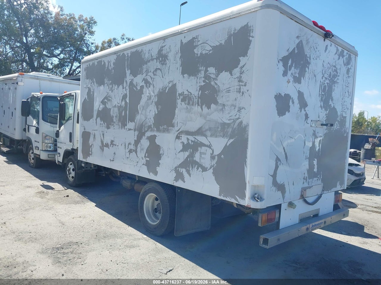 2016 ISUZU NPR GAS REG   thumbnail 4